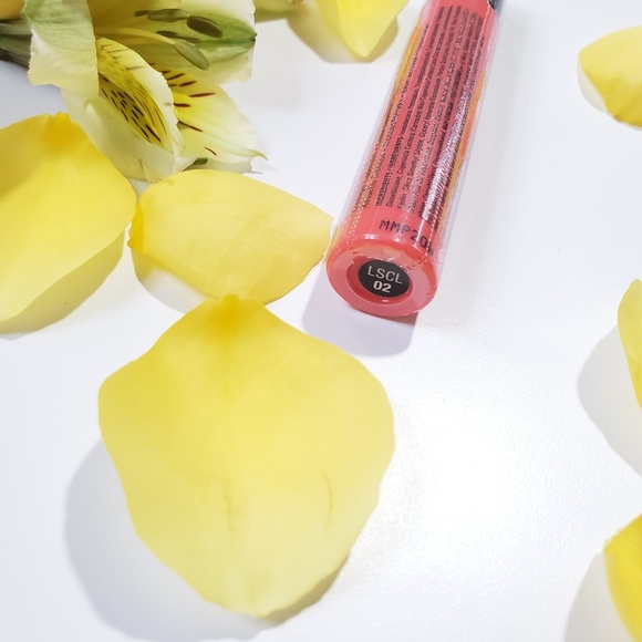 🍒 5/$20 new NYX Liquid Cream Lip Life's a Beach - Picture 6 of 7